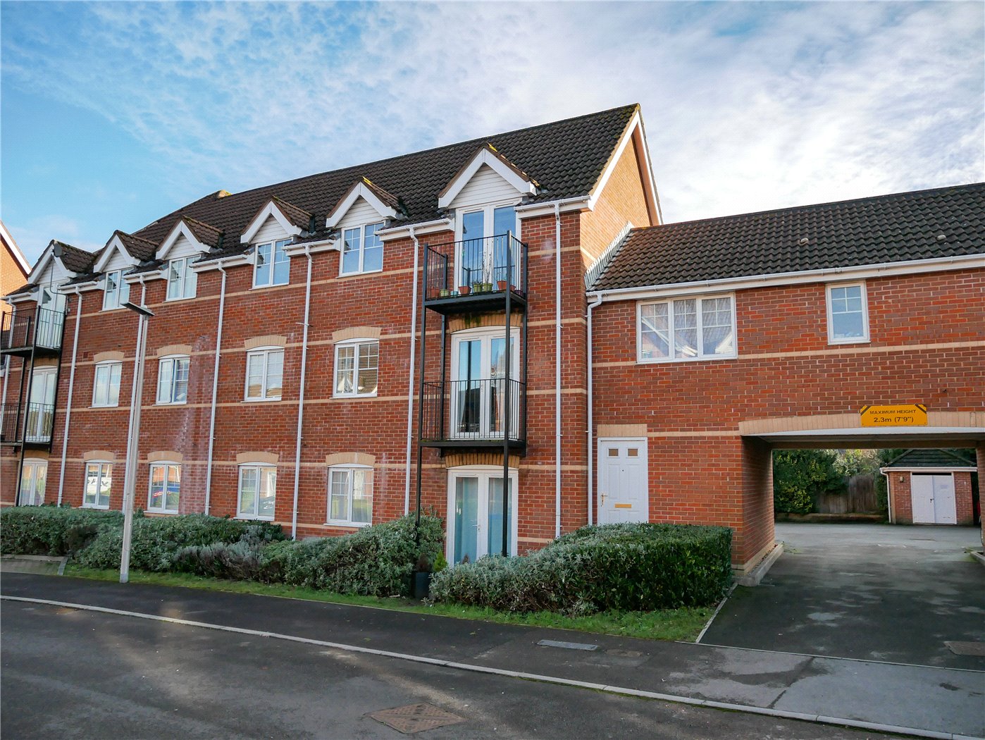 Windsor Court, Newbury, Berkshire, RG14